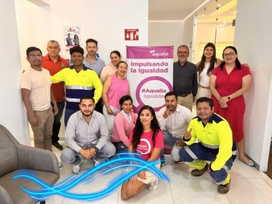 Participación de los colaboradores de Aqualia México en la campaña corporativa Hazlo por Ellas